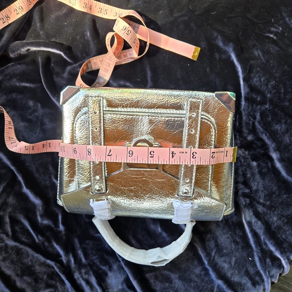 Michael Kors Manhattan Metallic Silver Satchel Small Top Handle Crossbody NWT - Picture 15 of 16